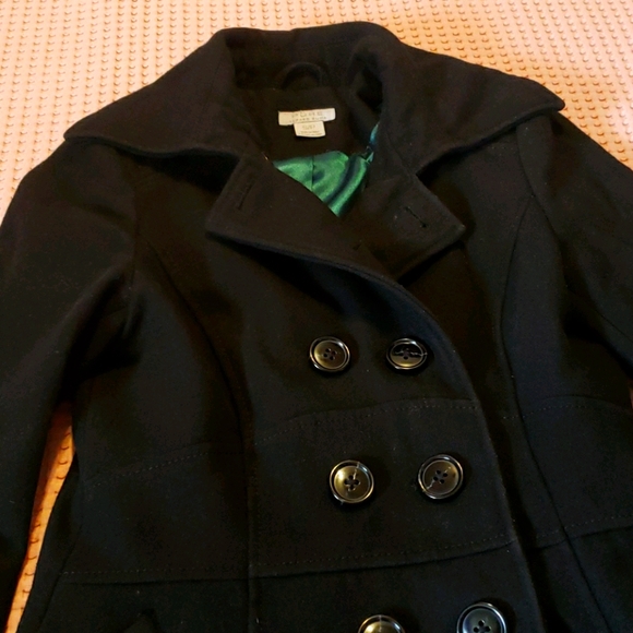 Jackets & Blazers - Woman's coat.